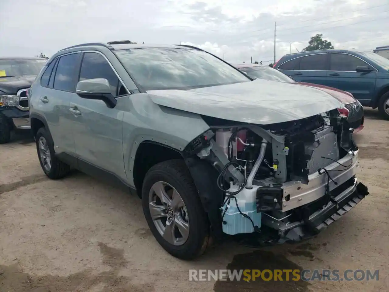 1 Photograph of a damaged car 4T3RWRFV4NU058998 TOYOTA RAV4 2022