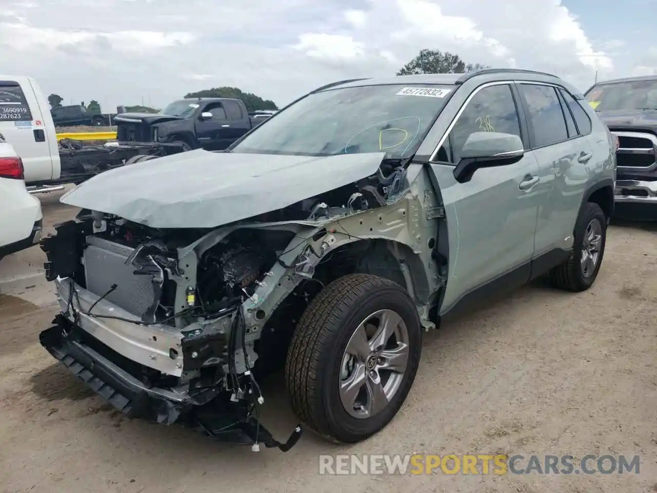 2 Photograph of a damaged car 4T3RWRFV4NU058998 TOYOTA RAV4 2022