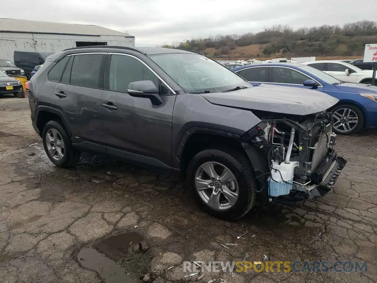 4 Photograph of a damaged car 4T3RWRFV4NU073730 TOYOTA RAV4 2022