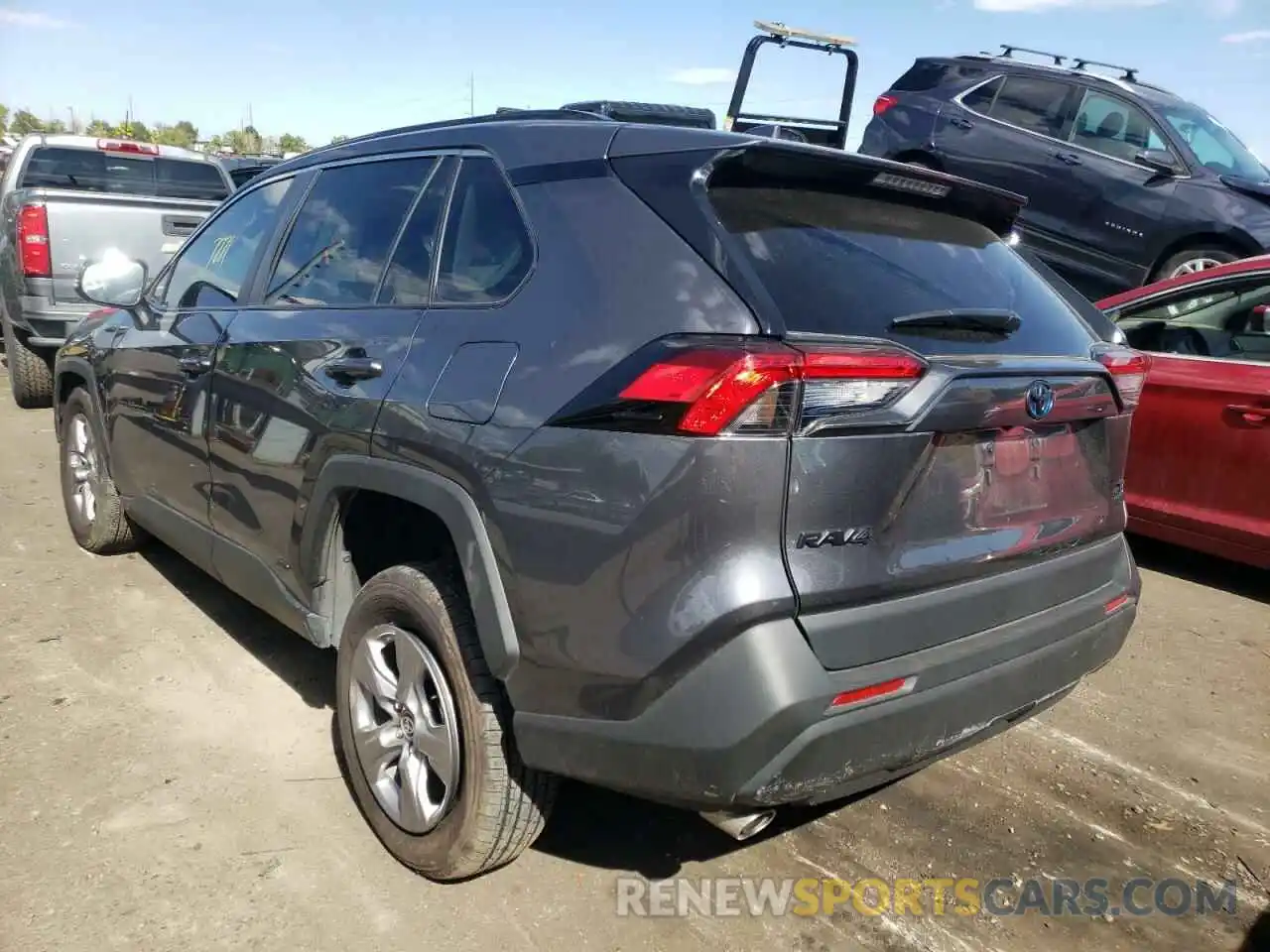 3 Photograph of a damaged car 4T3RWRFV5NU063076 TOYOTA RAV4 2022