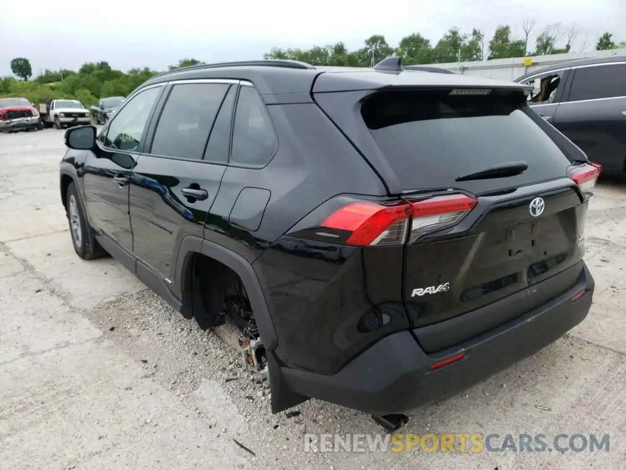 3 Photograph of a damaged car 4T3RWRFV6NU052412 TOYOTA RAV4 2022