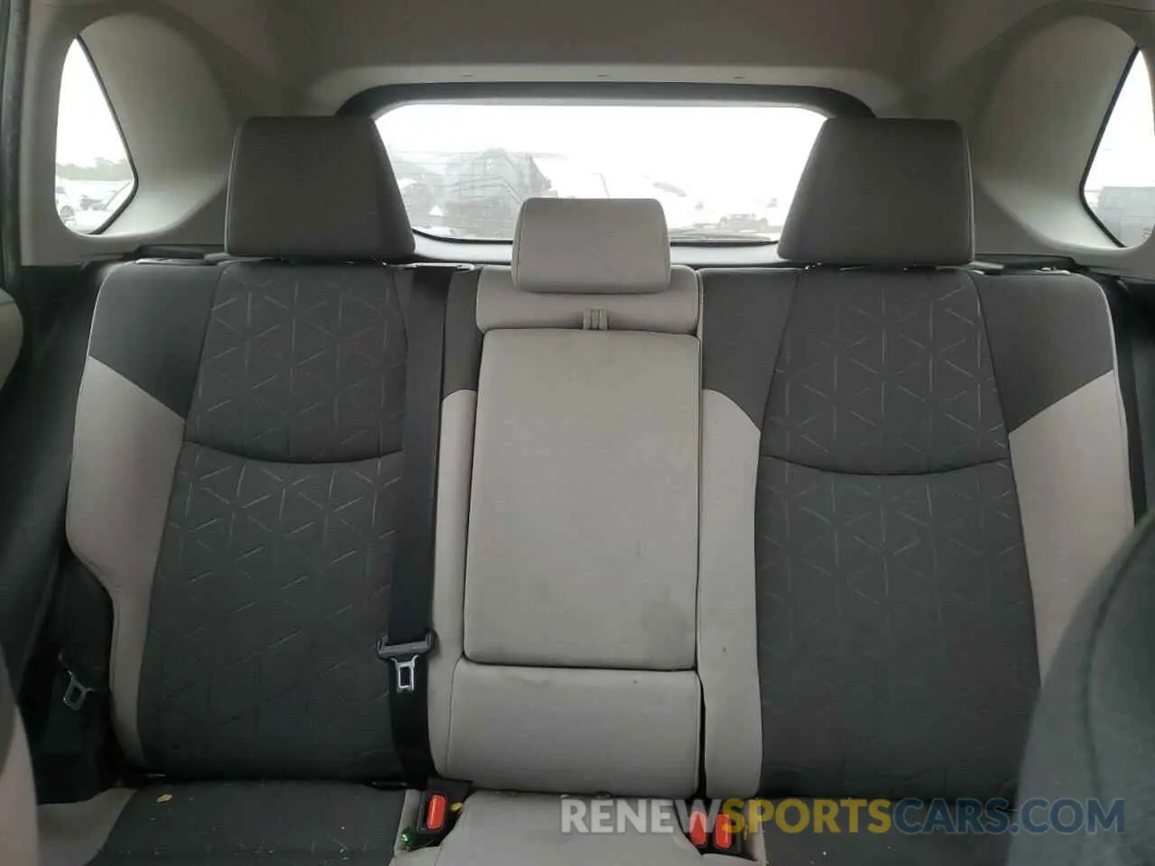 10 Photograph of a damaged car 4T3RWRFV6NU052605 TOYOTA RAV4 2022