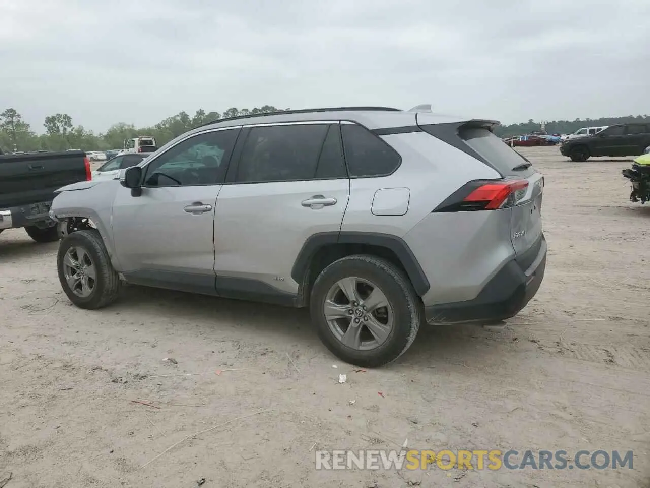 2 Photograph of a damaged car 4T3RWRFV6NU052605 TOYOTA RAV4 2022