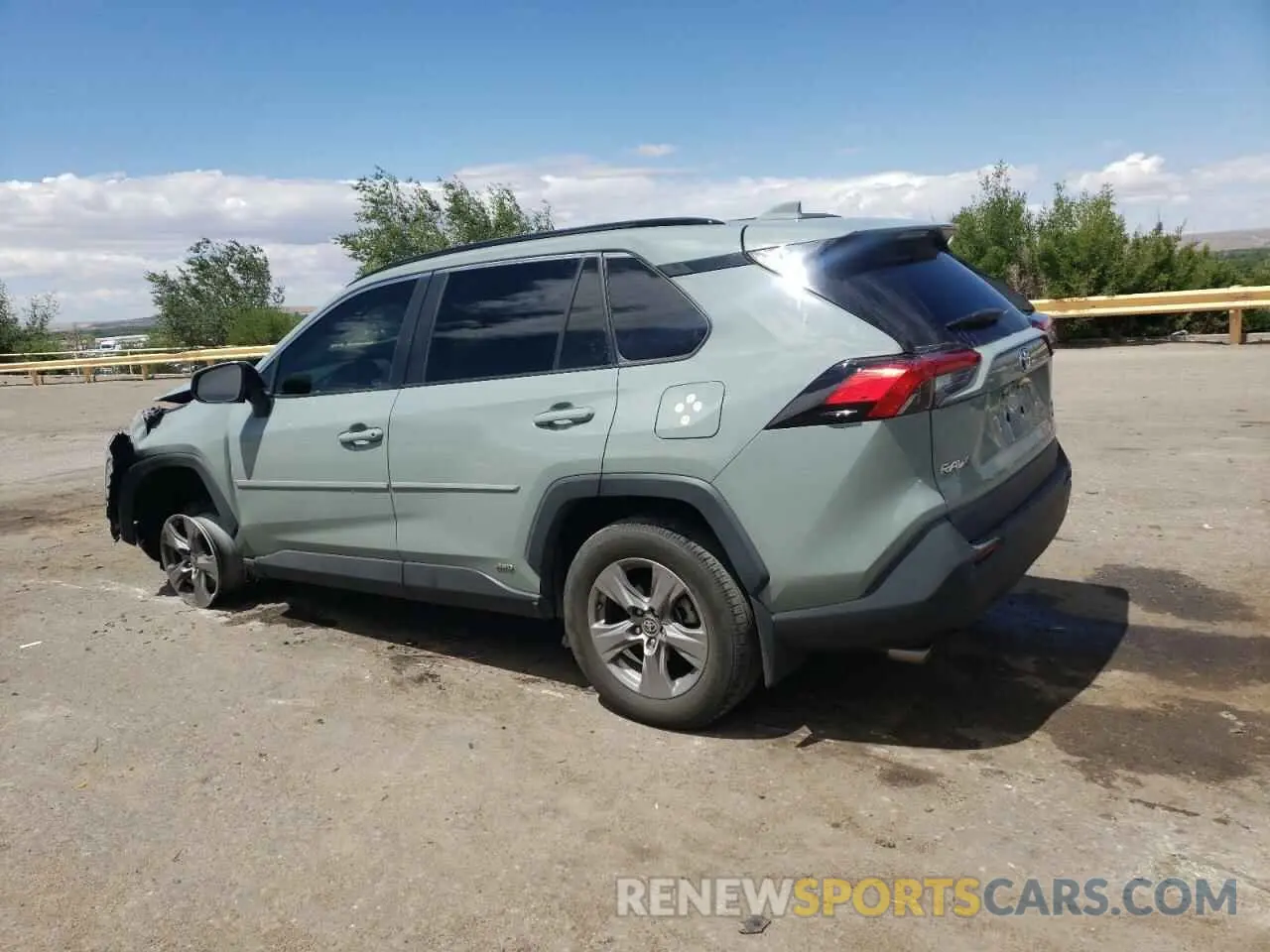 2 Photograph of a damaged car 4T3RWRFV6NU072627 TOYOTA RAV4 2022