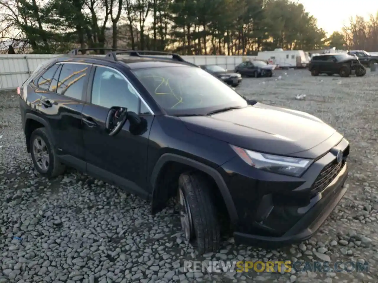 4 Photograph of a damaged car 4T3RWRFV7NU073933 TOYOTA RAV4 2022