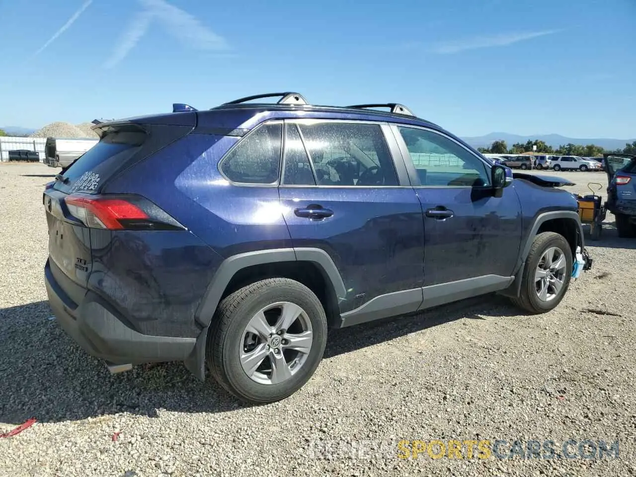 3 Photograph of a damaged car 4T3RWRFV8NU052363 TOYOTA RAV4 2022