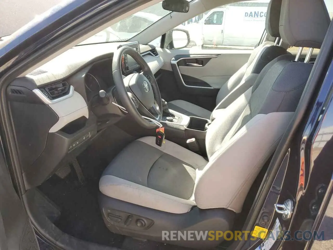 7 Photograph of a damaged car 4T3RWRFV8NU052363 TOYOTA RAV4 2022
