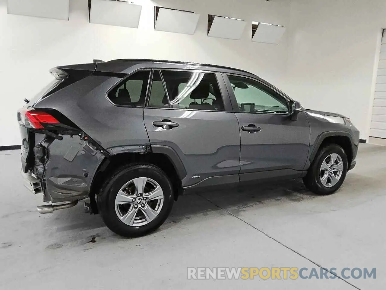 3 Photograph of a damaged car 4T3RWRFV8NU060379 TOYOTA RAV4 2022