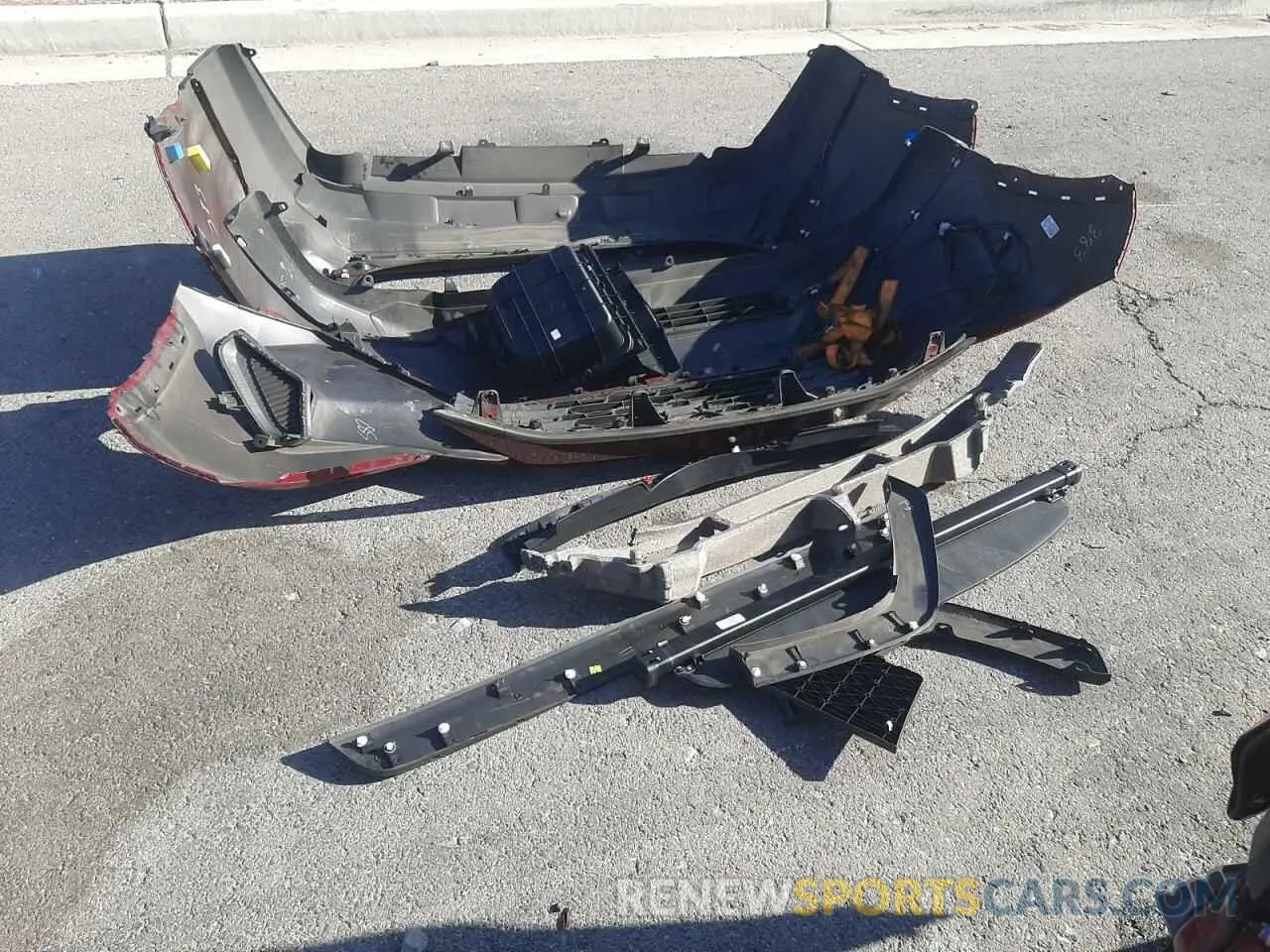 14 Photograph of a damaged car 4T3RWRFV9NU057541 TOYOTA RAV4 2022