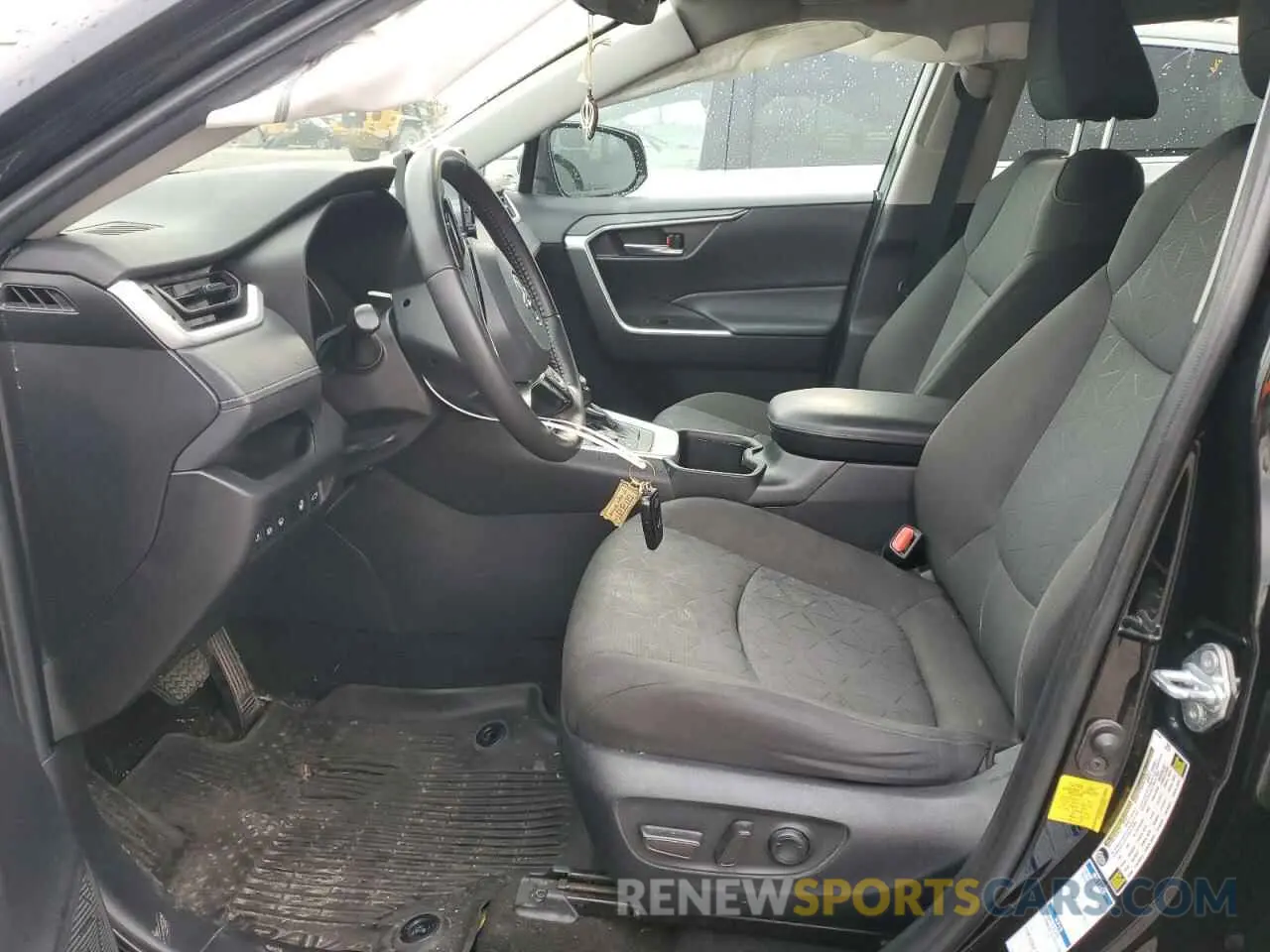 7 Photograph of a damaged car 4T3RWRFVXNU058570 TOYOTA RAV4 2022
