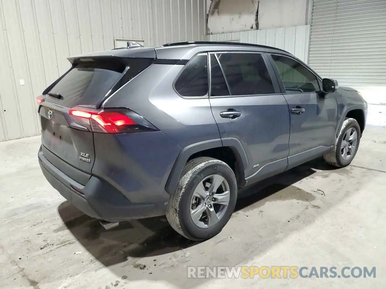 3 Photograph of a damaged car 4T3RWRFVXNU060397 TOYOTA RAV4 2022