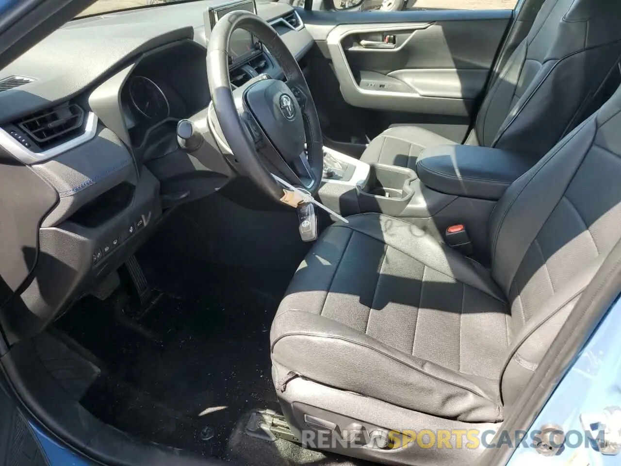 7 Photograph of a damaged car 4T3T6RFV0NU079529 TOYOTA RAV4 2022