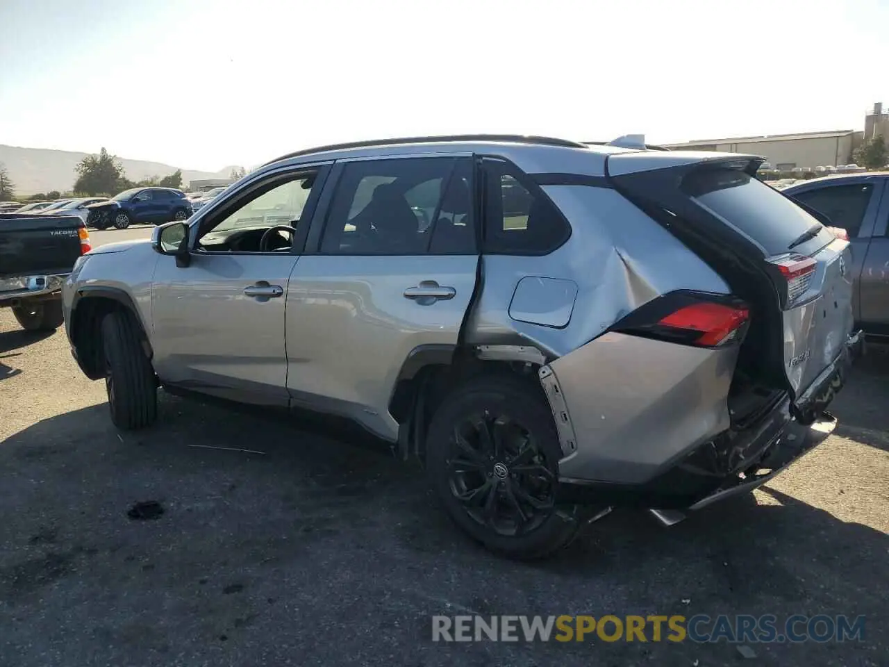 2 Photograph of a damaged car 4T3T6RFV2NU078589 TOYOTA RAV4 2022