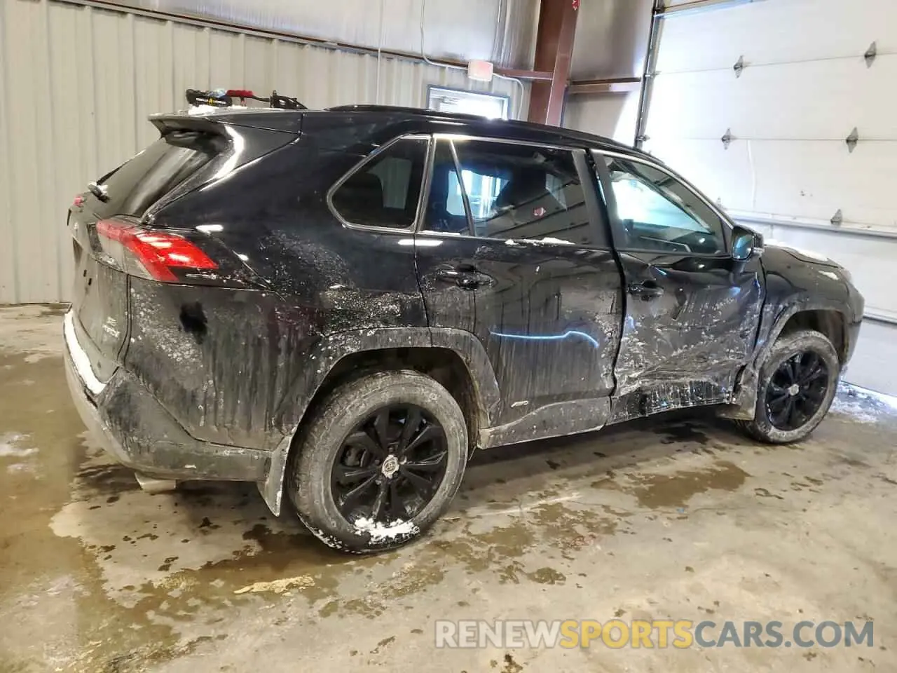 3 Photograph of a damaged car 4T3T6RFV3NU069559 TOYOTA RAV4 2022