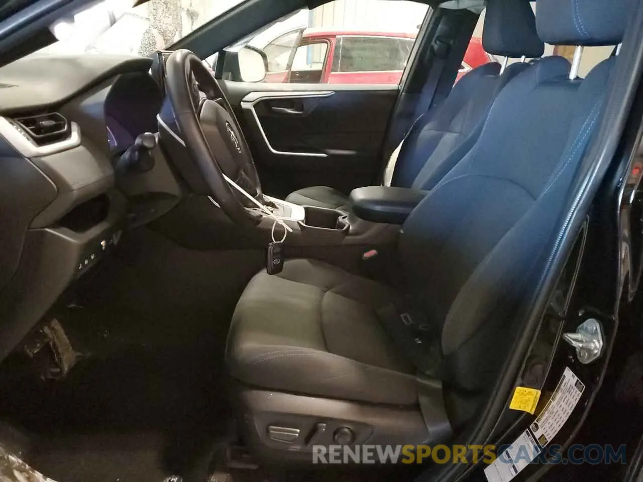 7 Photograph of a damaged car 4T3T6RFV3NU069559 TOYOTA RAV4 2022