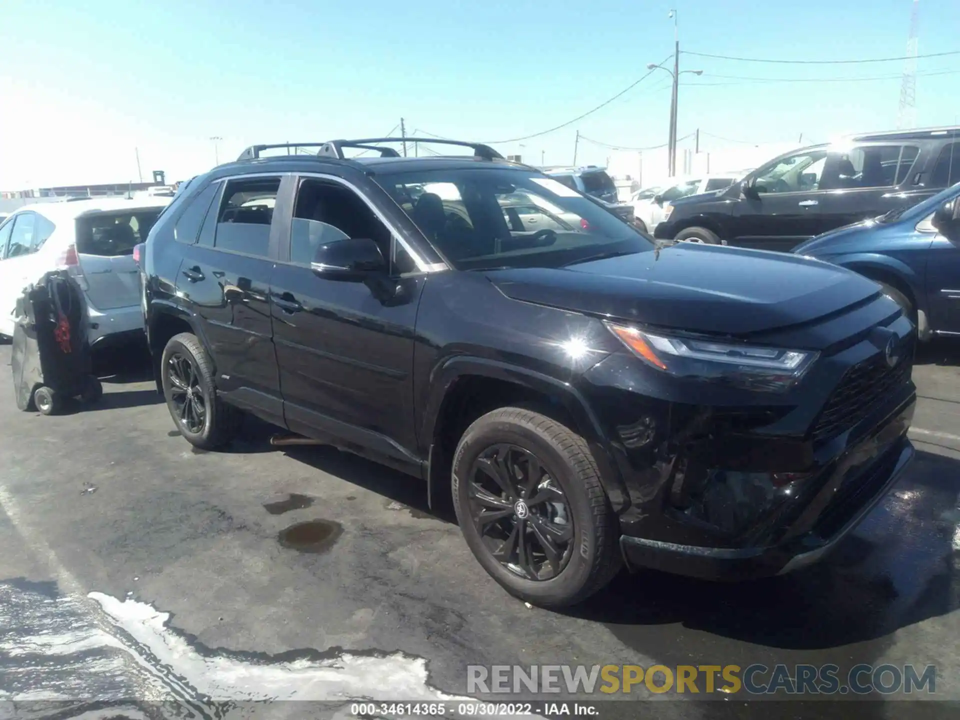 1 Photograph of a damaged car 4T3T6RFV3NU093389 TOYOTA RAV4 2022