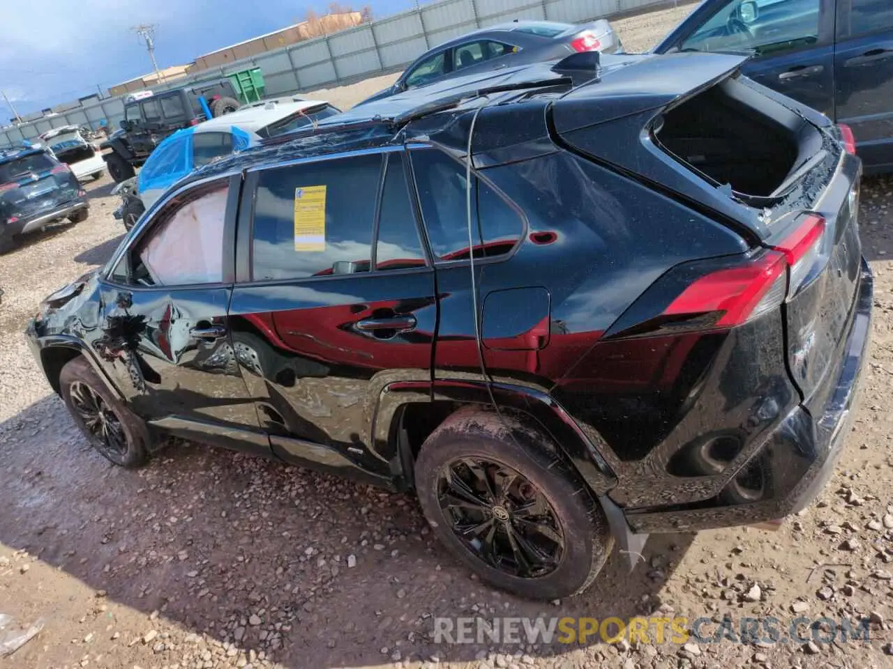 2 Photograph of a damaged car 4T3T6RFV4NU080053 TOYOTA RAV4 2022