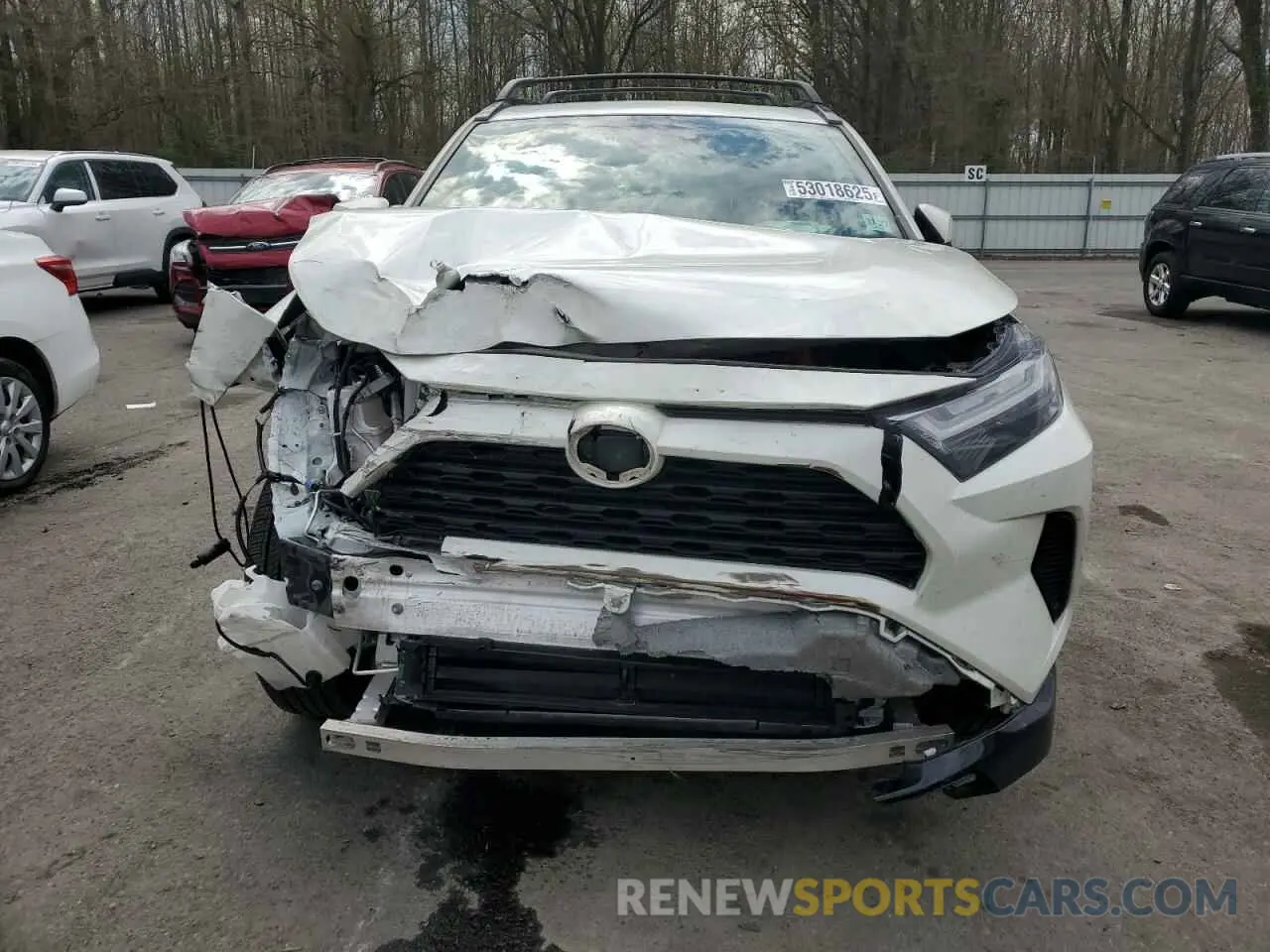 5 Photograph of a damaged car 4T3T6RFV4NU104917 TOYOTA RAV4 2022