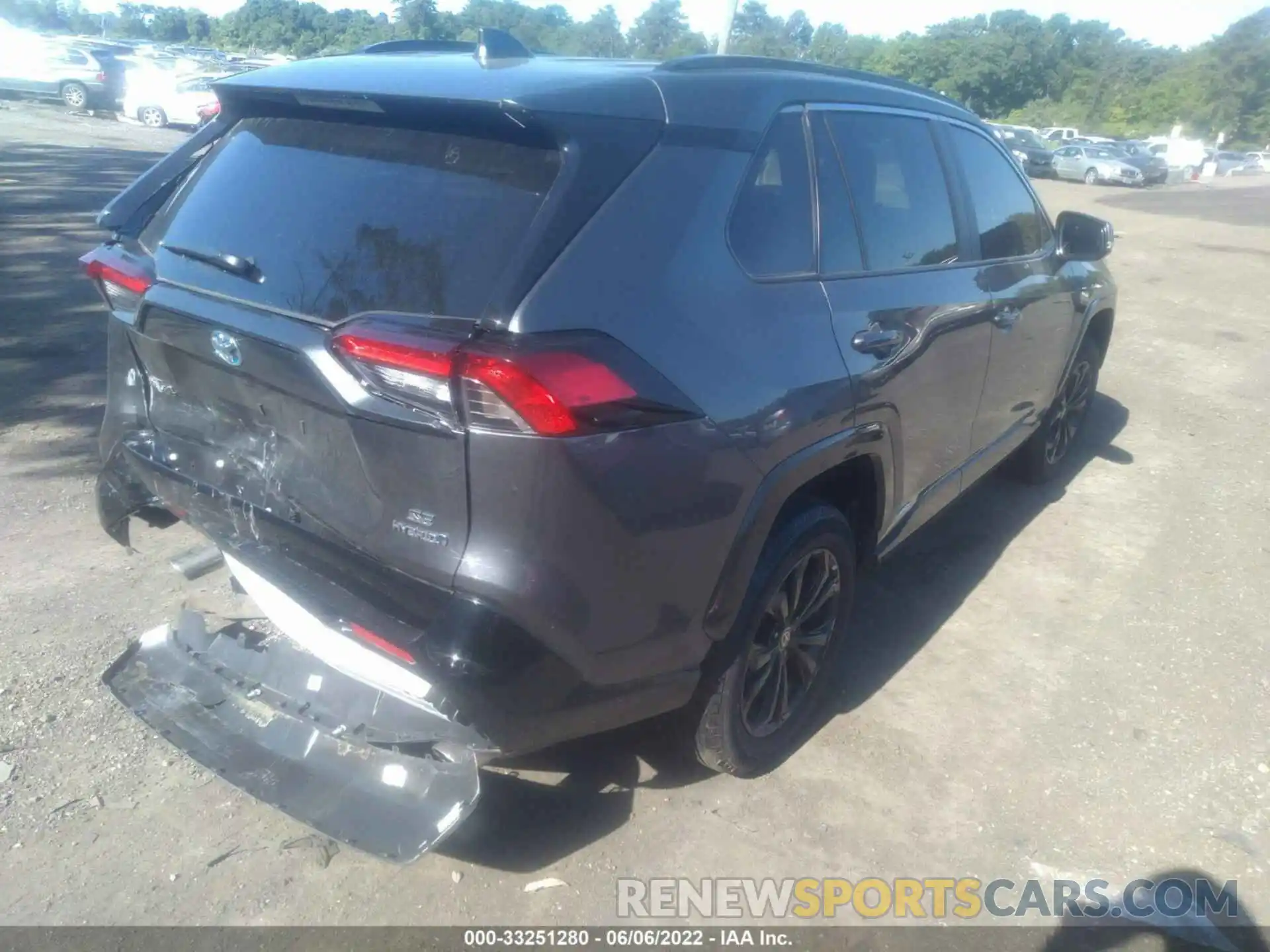 4 Photograph of a damaged car 4T3T6RFV5NU067716 TOYOTA RAV4 2022