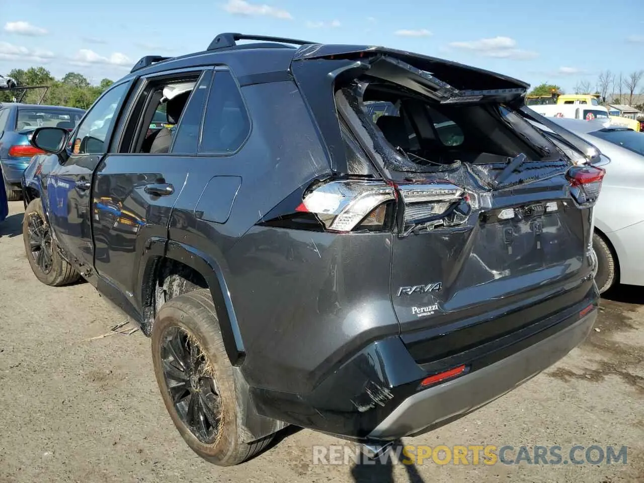 3 Photograph of a damaged car 4T3T6RFV7NU082542 TOYOTA RAV4 2022