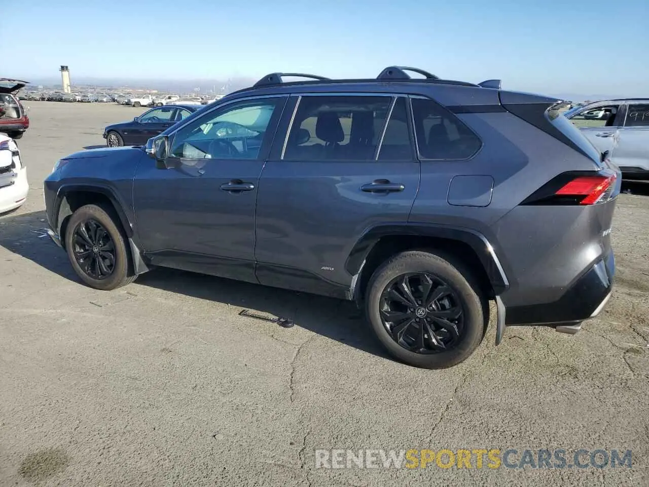 2 Photograph of a damaged car 4T3T6RFV9NU082512 TOYOTA RAV4 2022