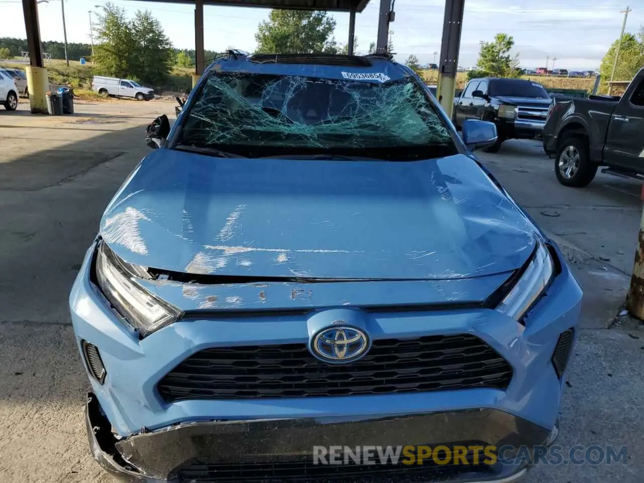 5 Photograph of a damaged car 4T3T6RFV9NU093932 TOYOTA RAV4 2022