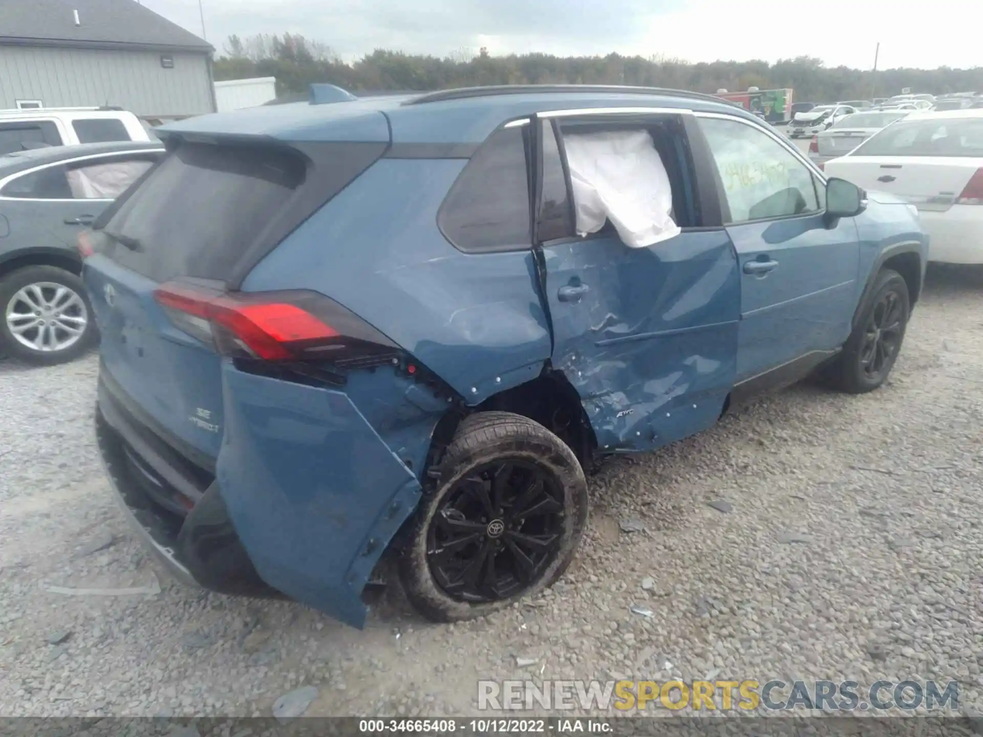 6 Photograph of a damaged car 4T3T6RFVXNU098637 TOYOTA RAV4 2022