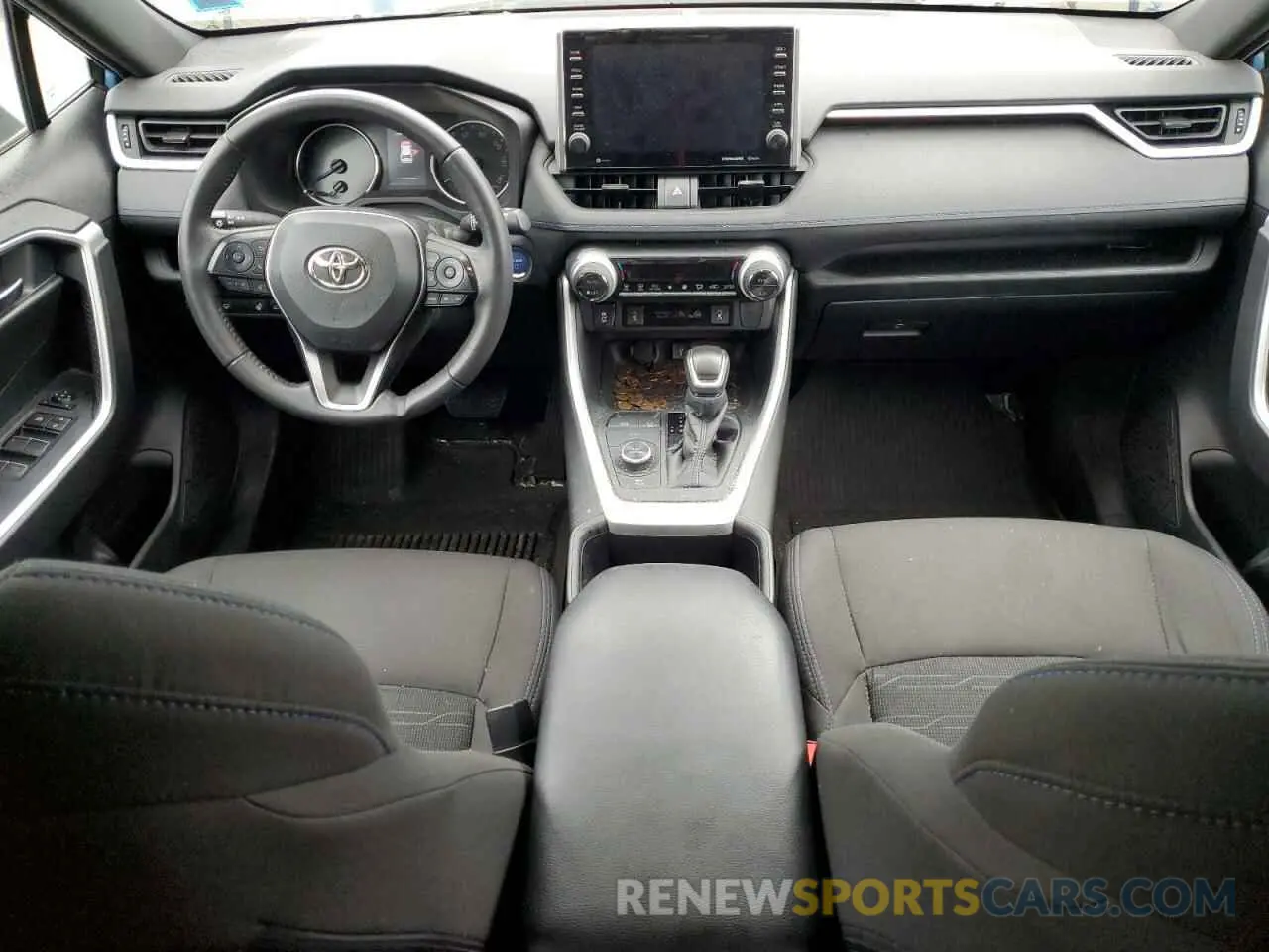 8 Photograph of a damaged car 4T3T6RFVXNU100435 TOYOTA RAV4 2022