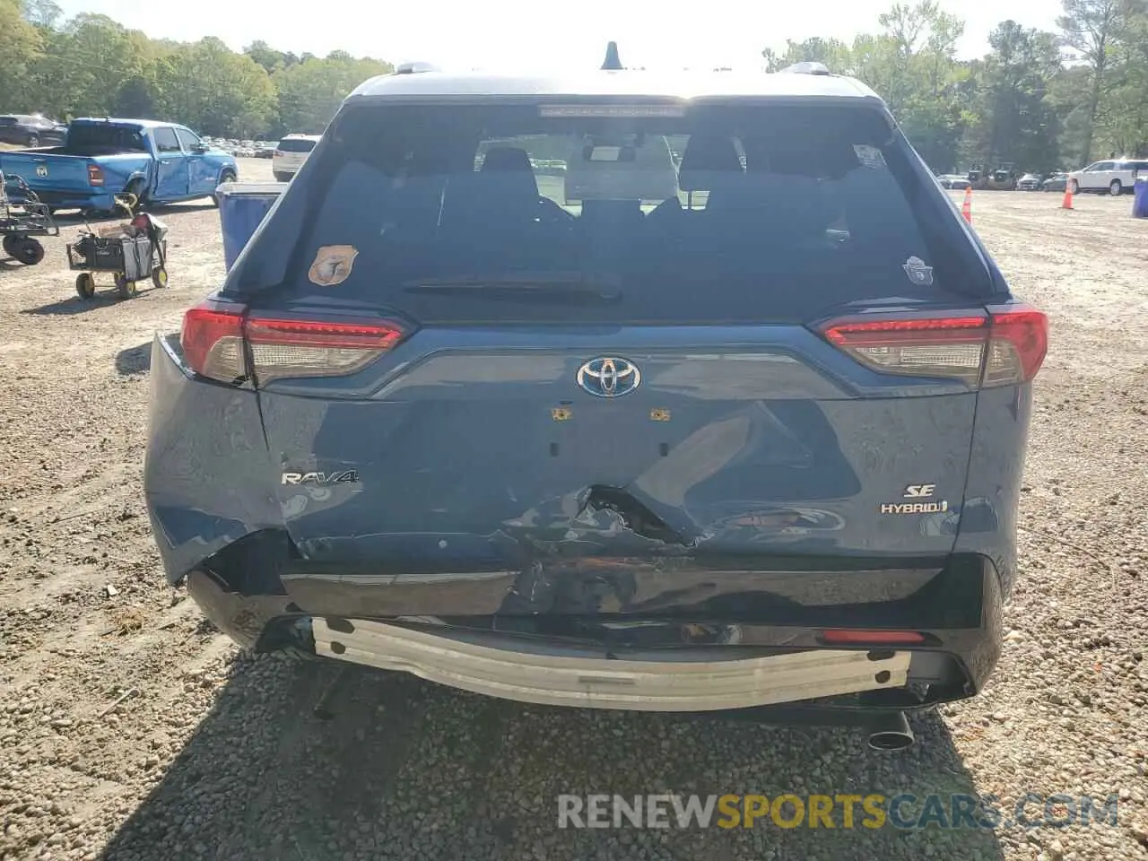 6 Photograph of a damaged car JTM16RFV0ND047684 TOYOTA RAV4 2022