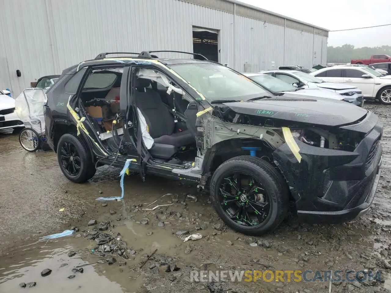 4 Photograph of a damaged car JTM16RFV1ND066793 TOYOTA RAV4 2022