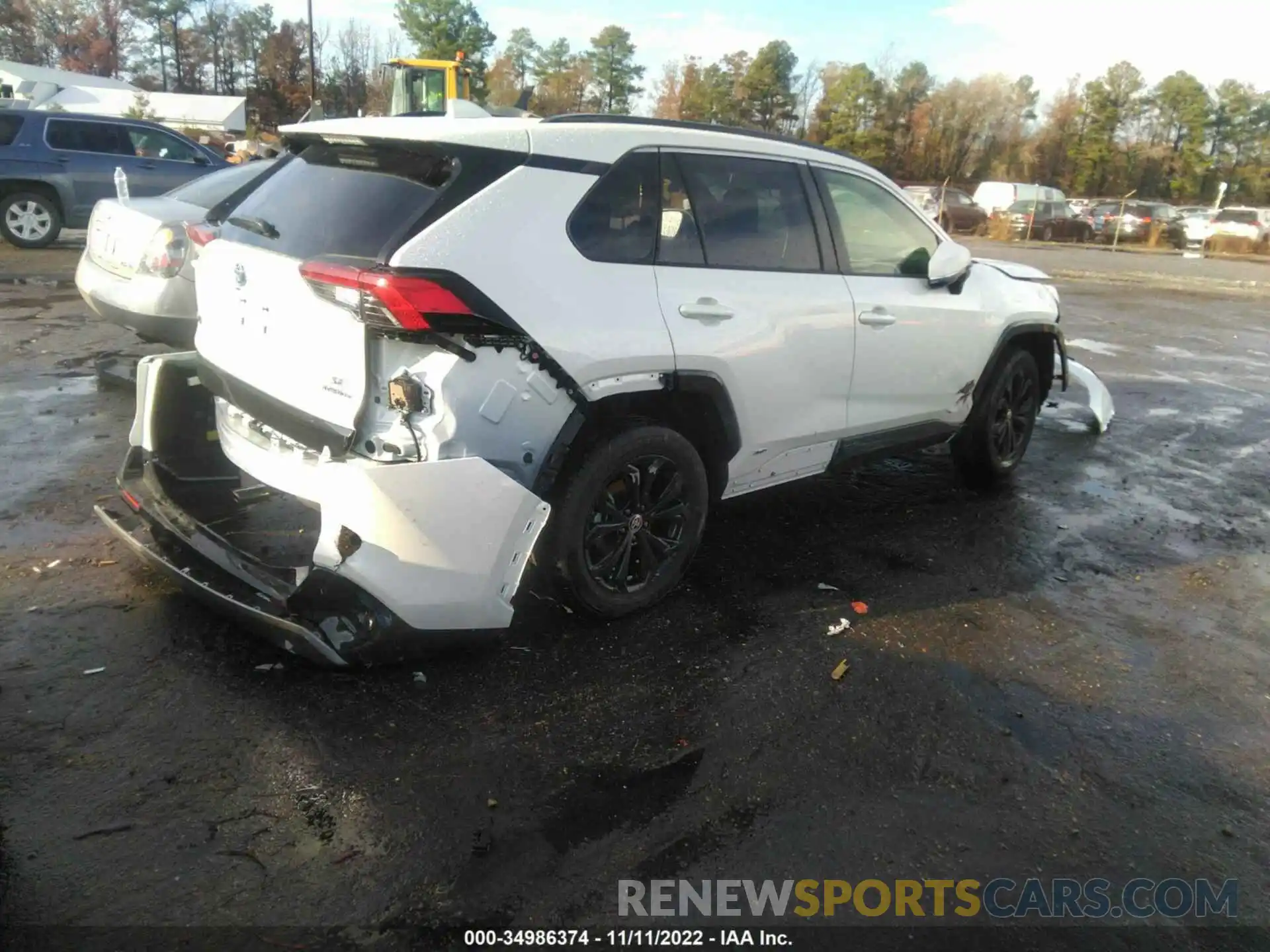 4 Photograph of a damaged car JTM16RFV3ND530313 TOYOTA RAV4 2022