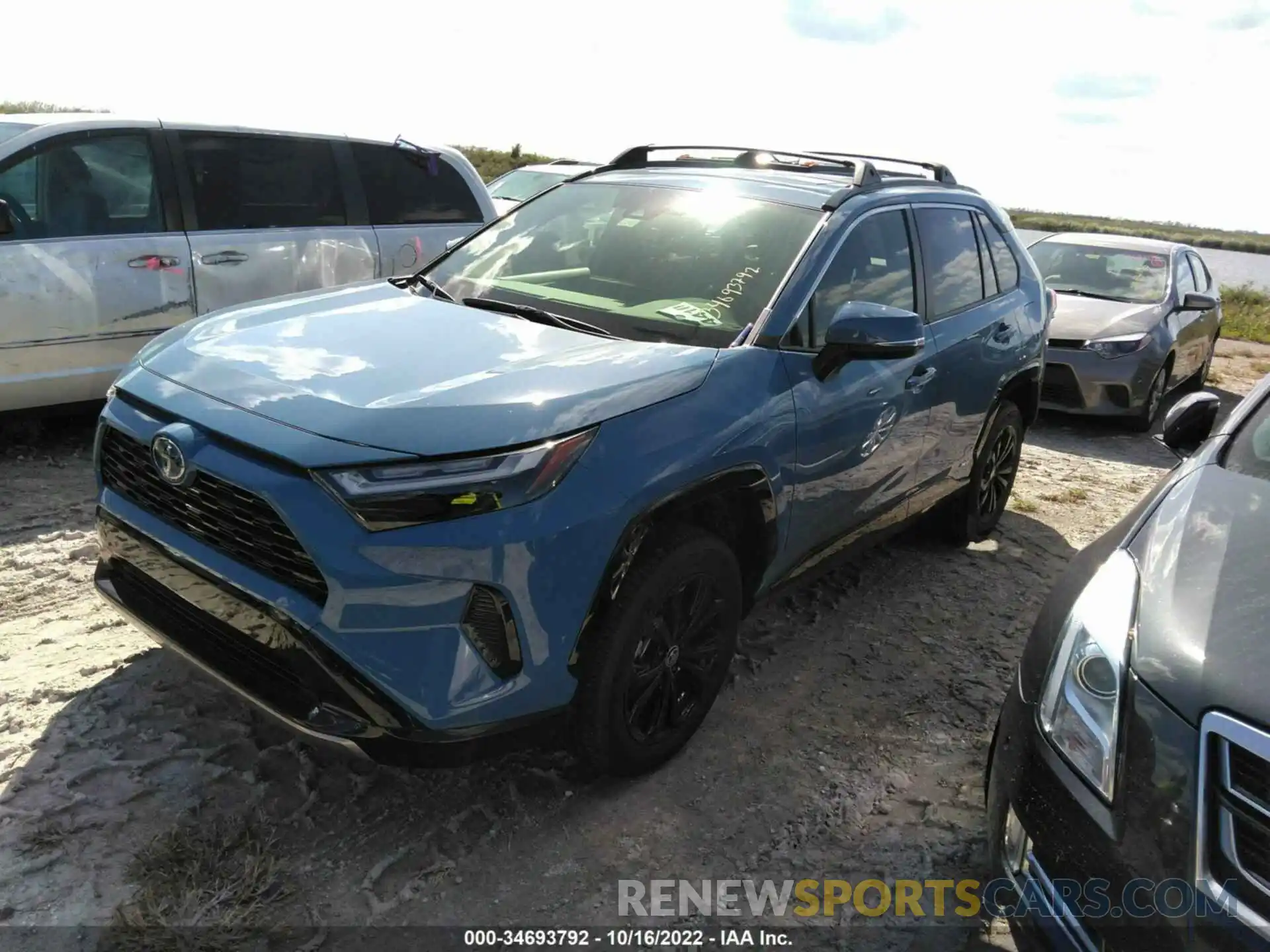 2 Photograph of a damaged car JTM16RFV4ND063113 TOYOTA RAV4 2022