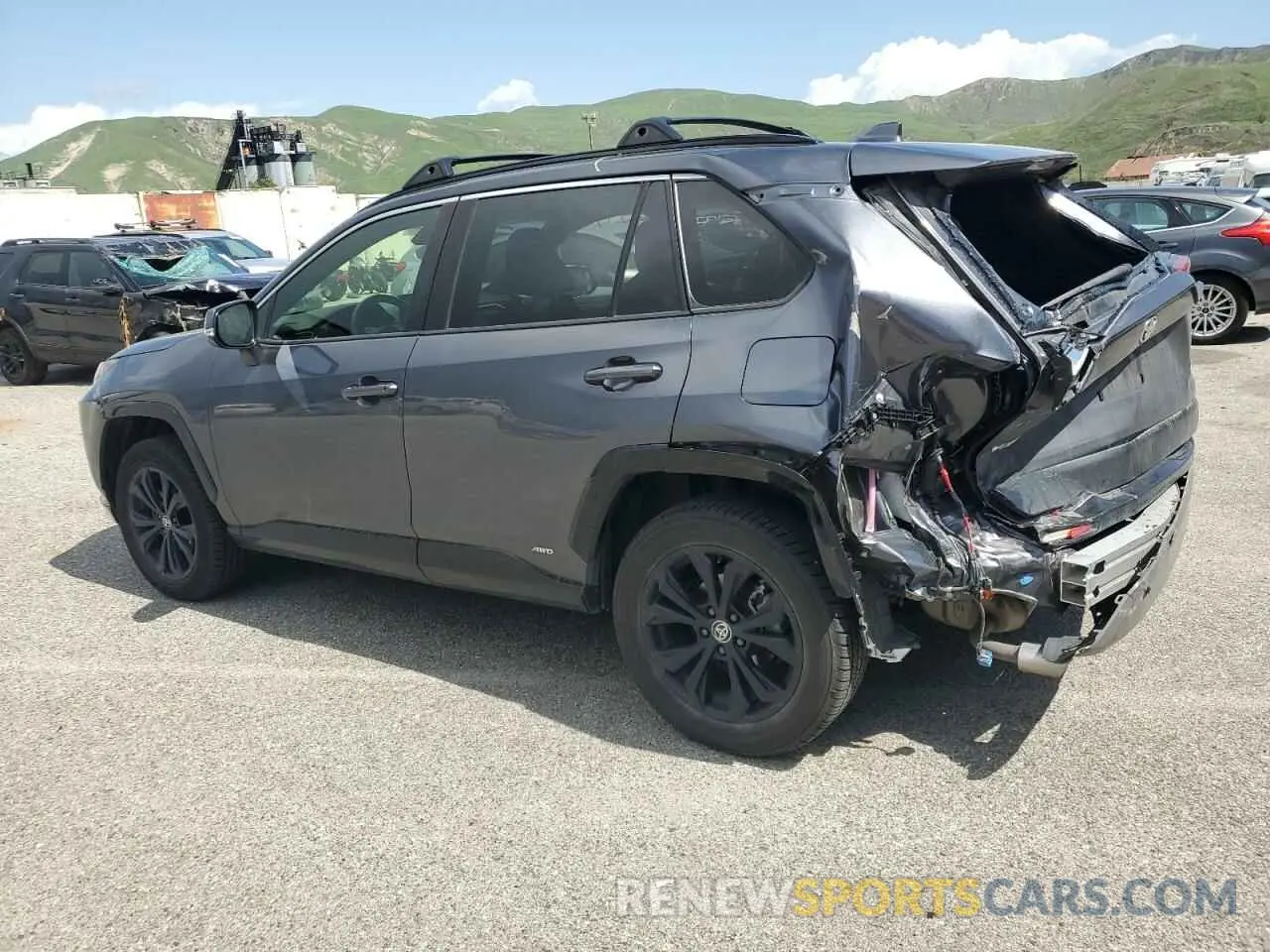 2 Photograph of a damaged car JTM16RFV5ND061452 TOYOTA RAV4 2022