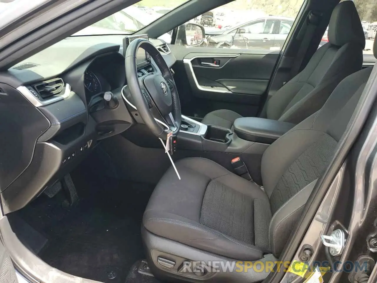 7 Photograph of a damaged car JTM16RFV5ND061452 TOYOTA RAV4 2022