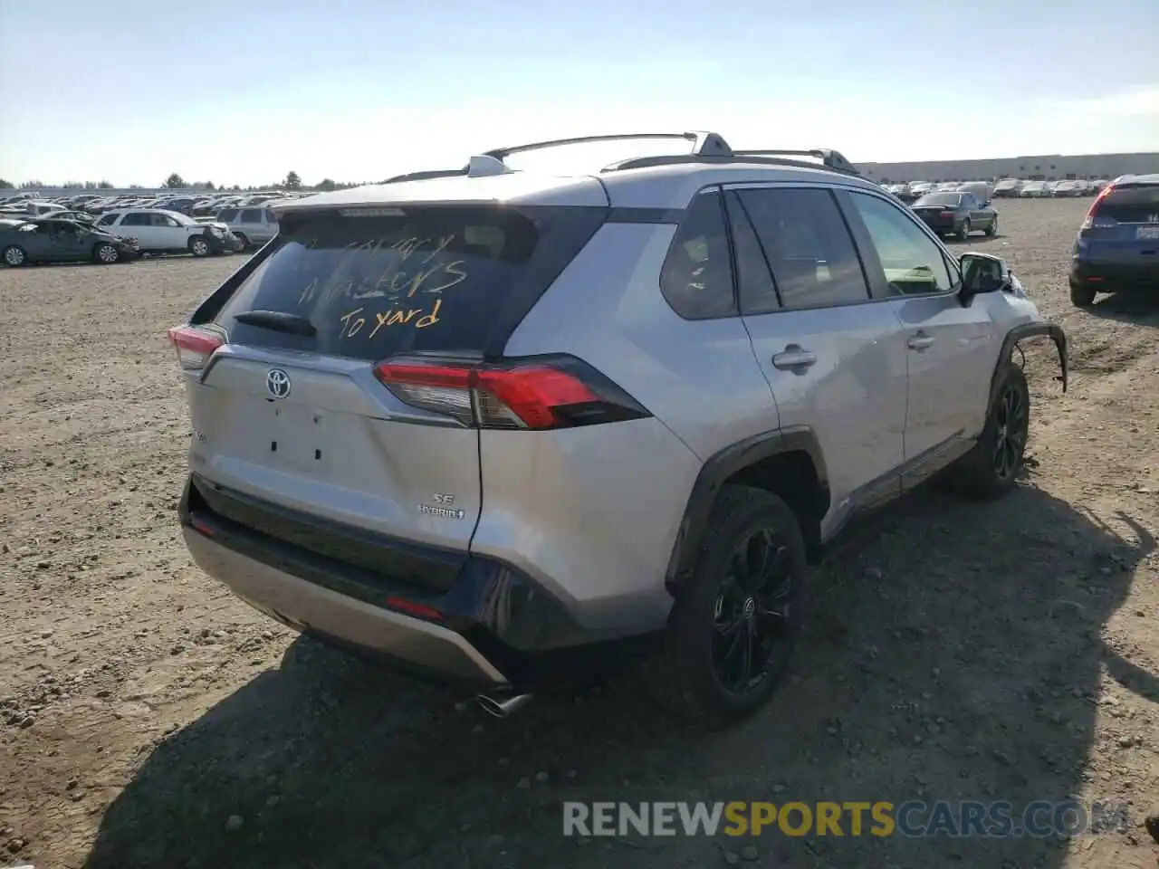 4 Photograph of a damaged car JTM16RFV7ND051683 TOYOTA RAV4 2022