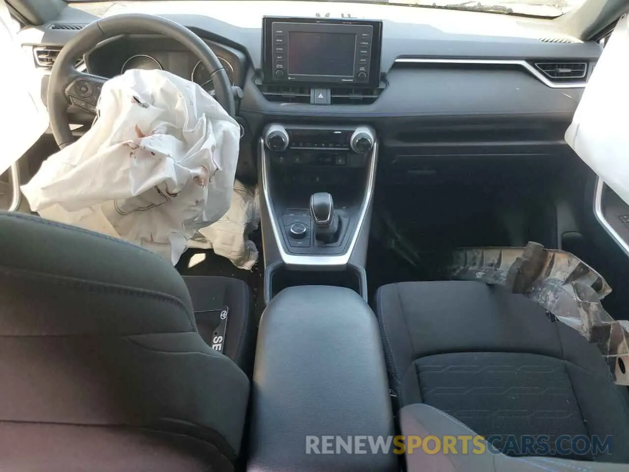 8 Photograph of a damaged car JTM16RFV7ND066541 TOYOTA RAV4 2022