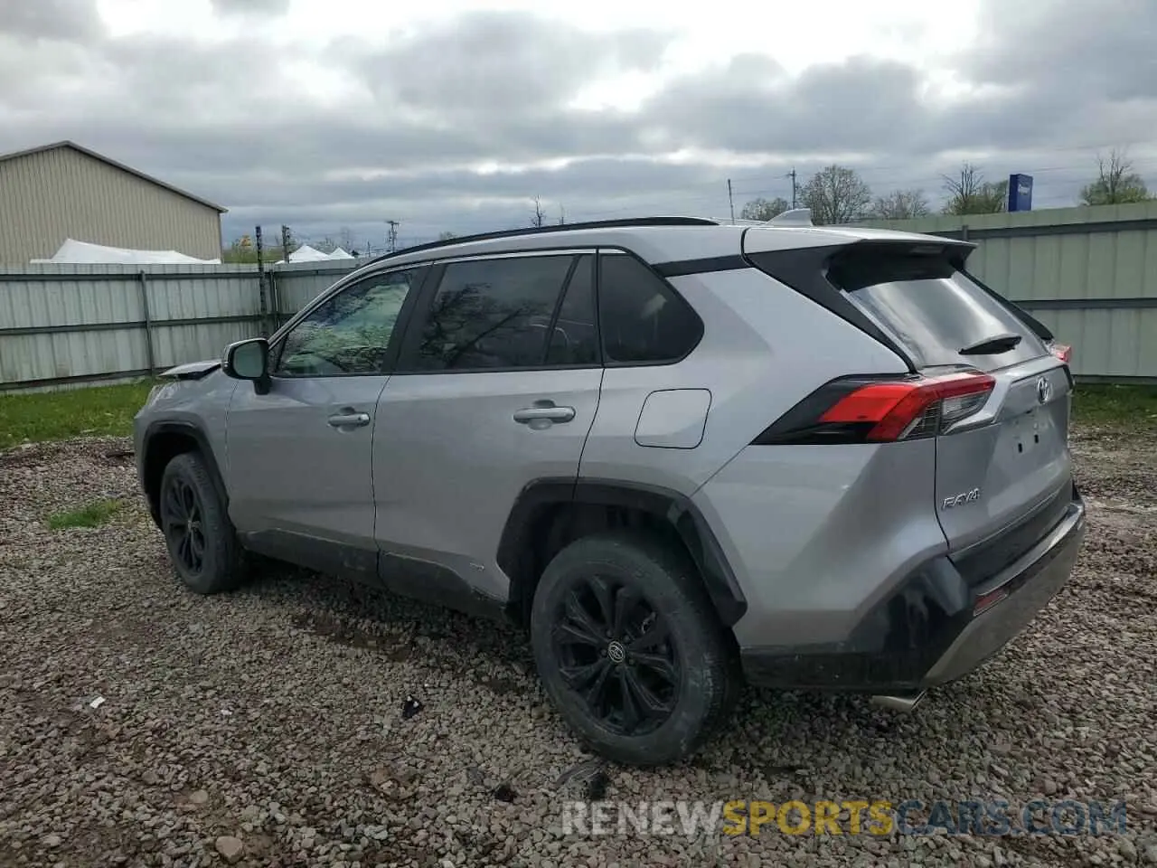 2 Photograph of a damaged car JTM16RFV8ND525897 TOYOTA RAV4 2022