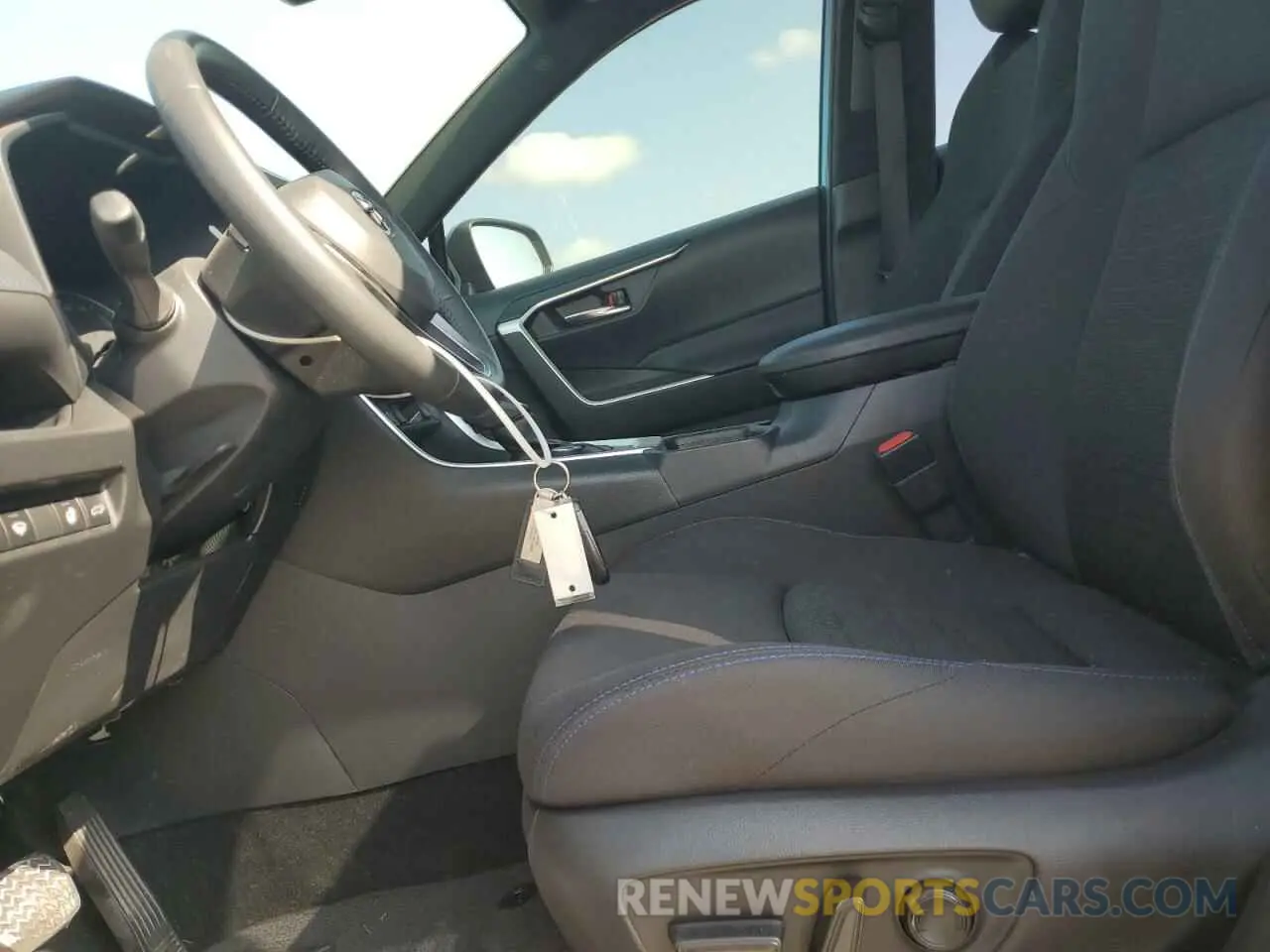 7 Photograph of a damaged car JTM16RFV9ND067562 TOYOTA RAV4 2022