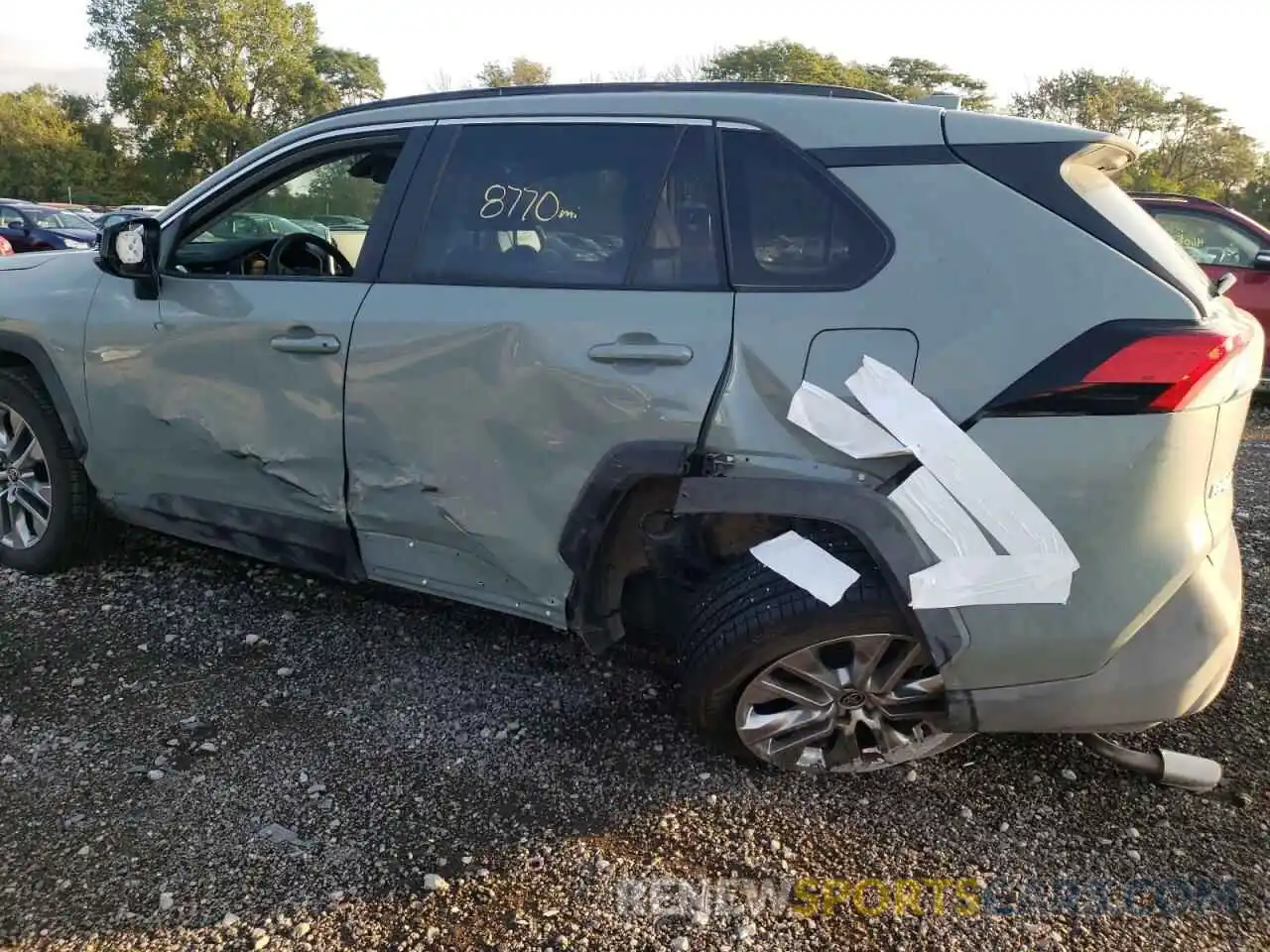 9 Photograph of a damaged car JTMA1RFV2ND086050 TOYOTA RAV4 2022