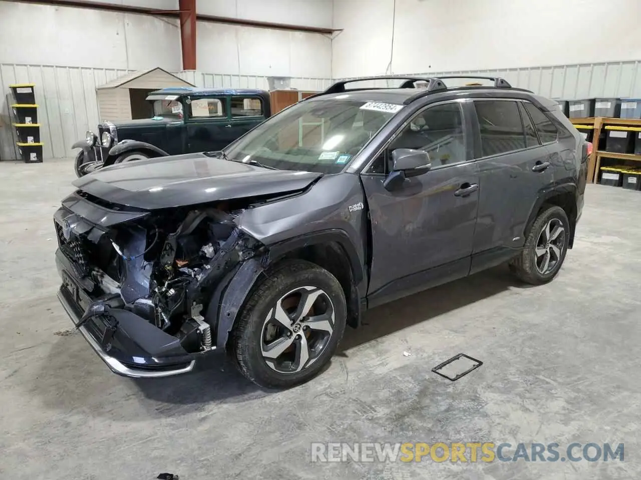 1 Photograph of a damaged car JTMAB3FV7ND092453 TOYOTA RAV4 2022