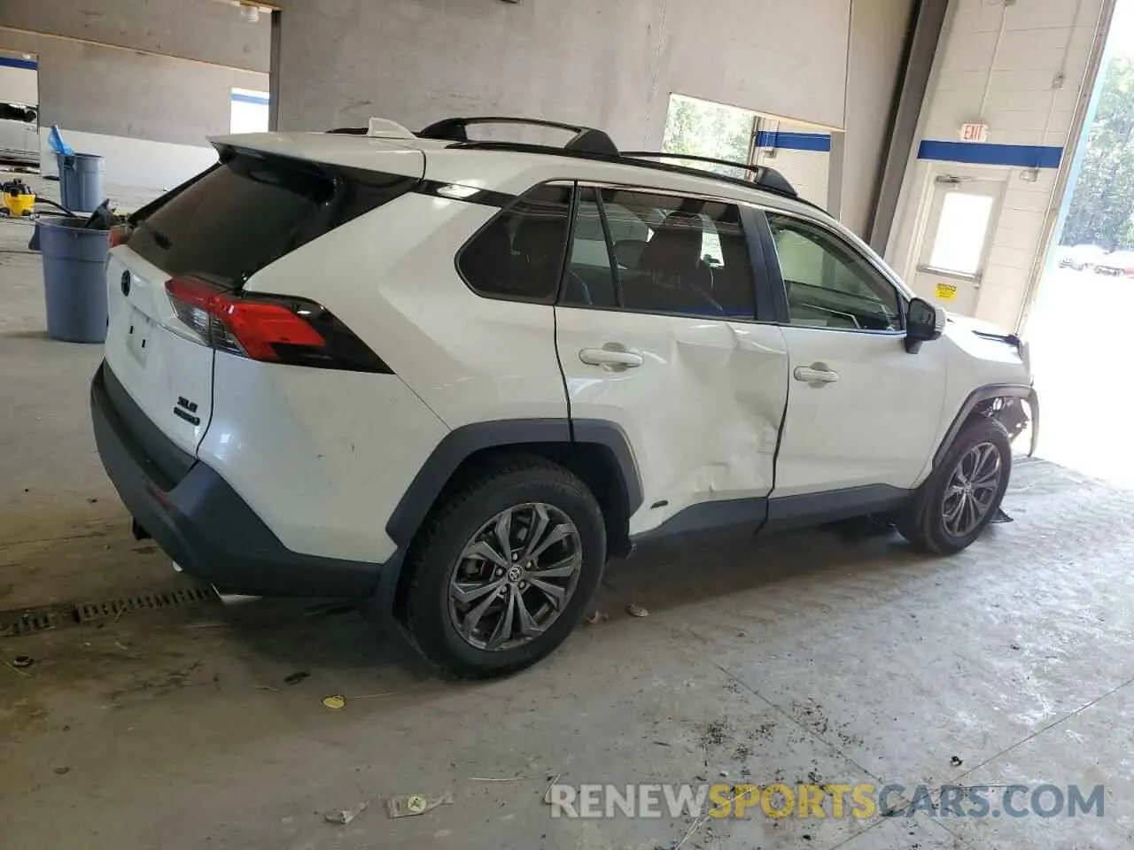 3 Photograph of a damaged car JTMB6RFV5ND518801 TOYOTA RAV4 2022