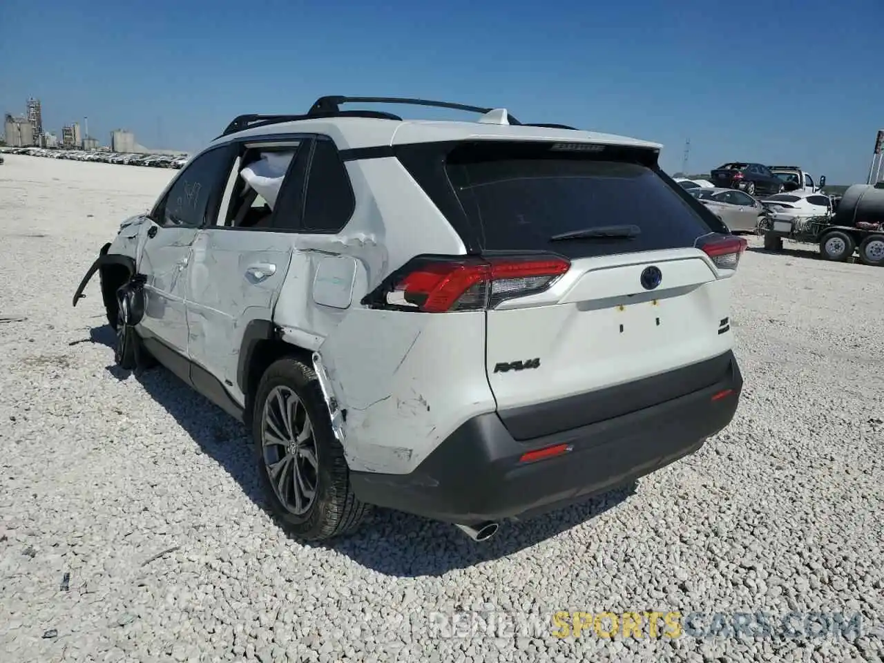 3 Photograph of a damaged car JTMB6RFV5NJ018140 TOYOTA RAV4 2022