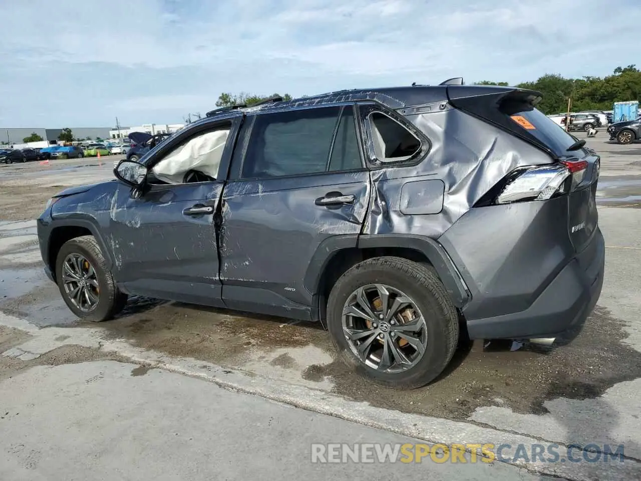2 Photograph of a damaged car JTMB6RFV7ND064986 TOYOTA RAV4 2022