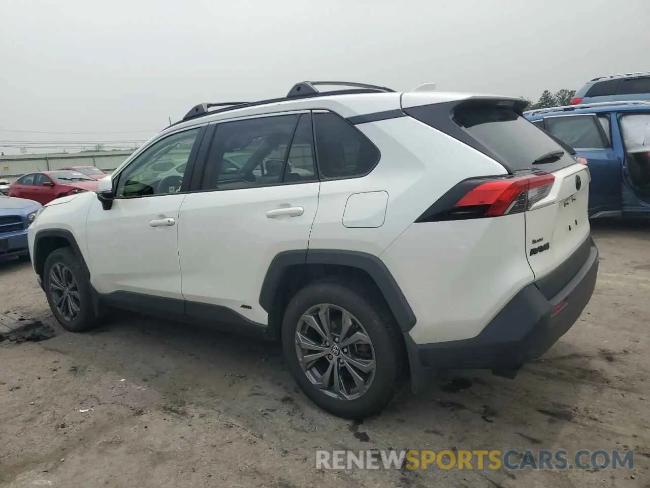 2 Photograph of a damaged car JTMB6RFV9ND069140 TOYOTA RAV4 2022