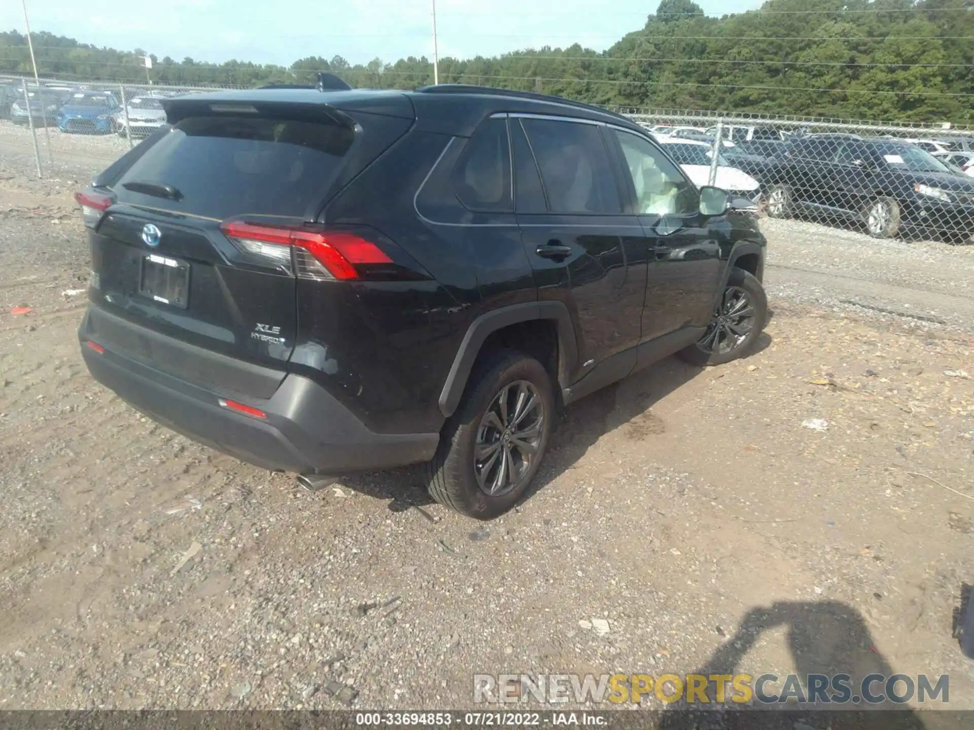 4 Photograph of a damaged car JTMB6RFVXND051939 TOYOTA RAV4 2022