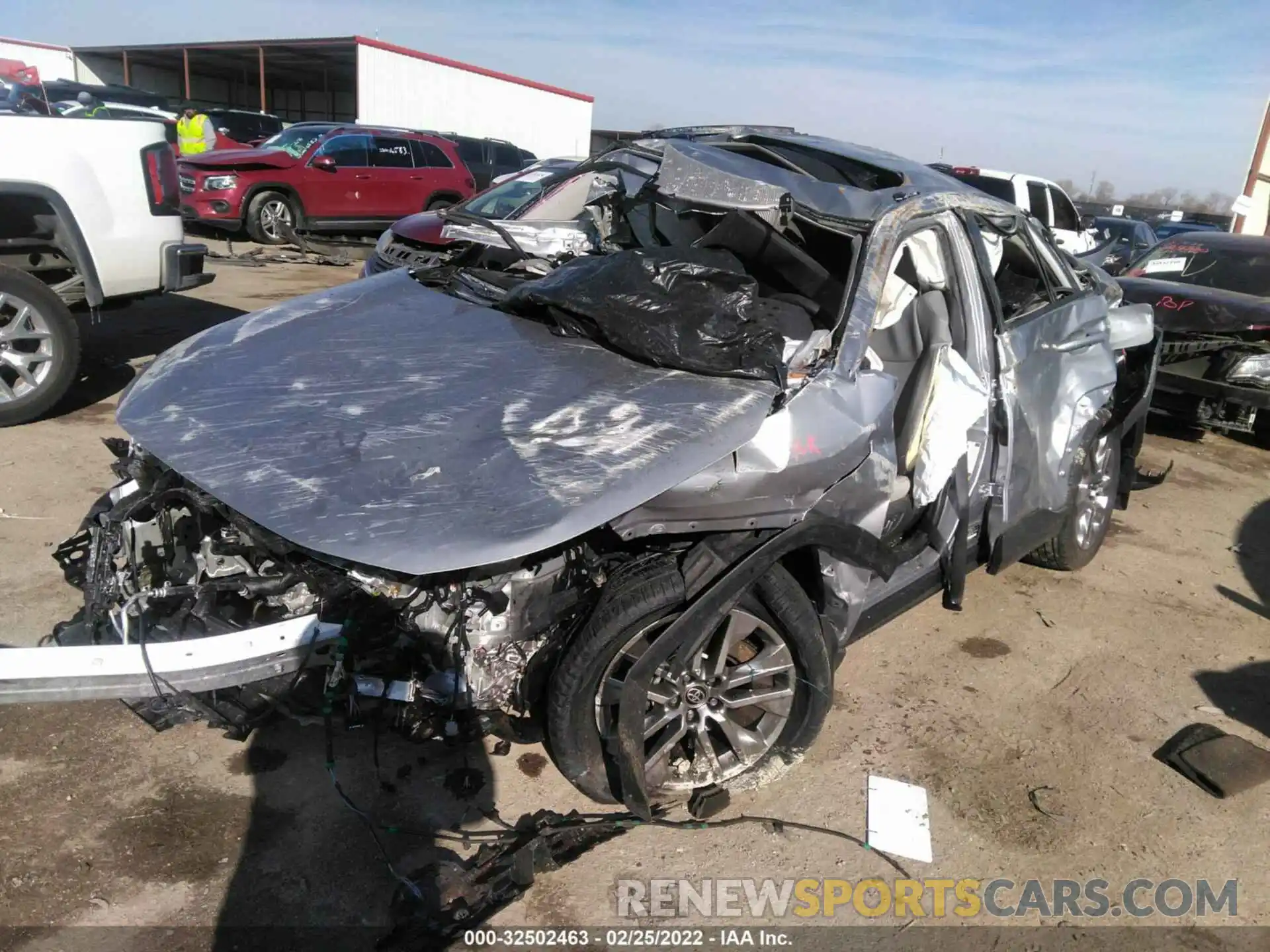 2 Photograph of a damaged car JTMC1RFV4ND086673 TOYOTA RAV4 2022