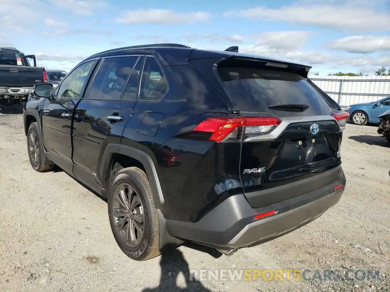 3 Photograph of a damaged car JTMD6RFV0ND069262 TOYOTA RAV4 2022