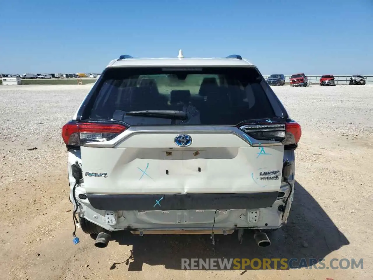 6 Photograph of a damaged car JTMD6RFV2ND055492 TOYOTA RAV4 2022