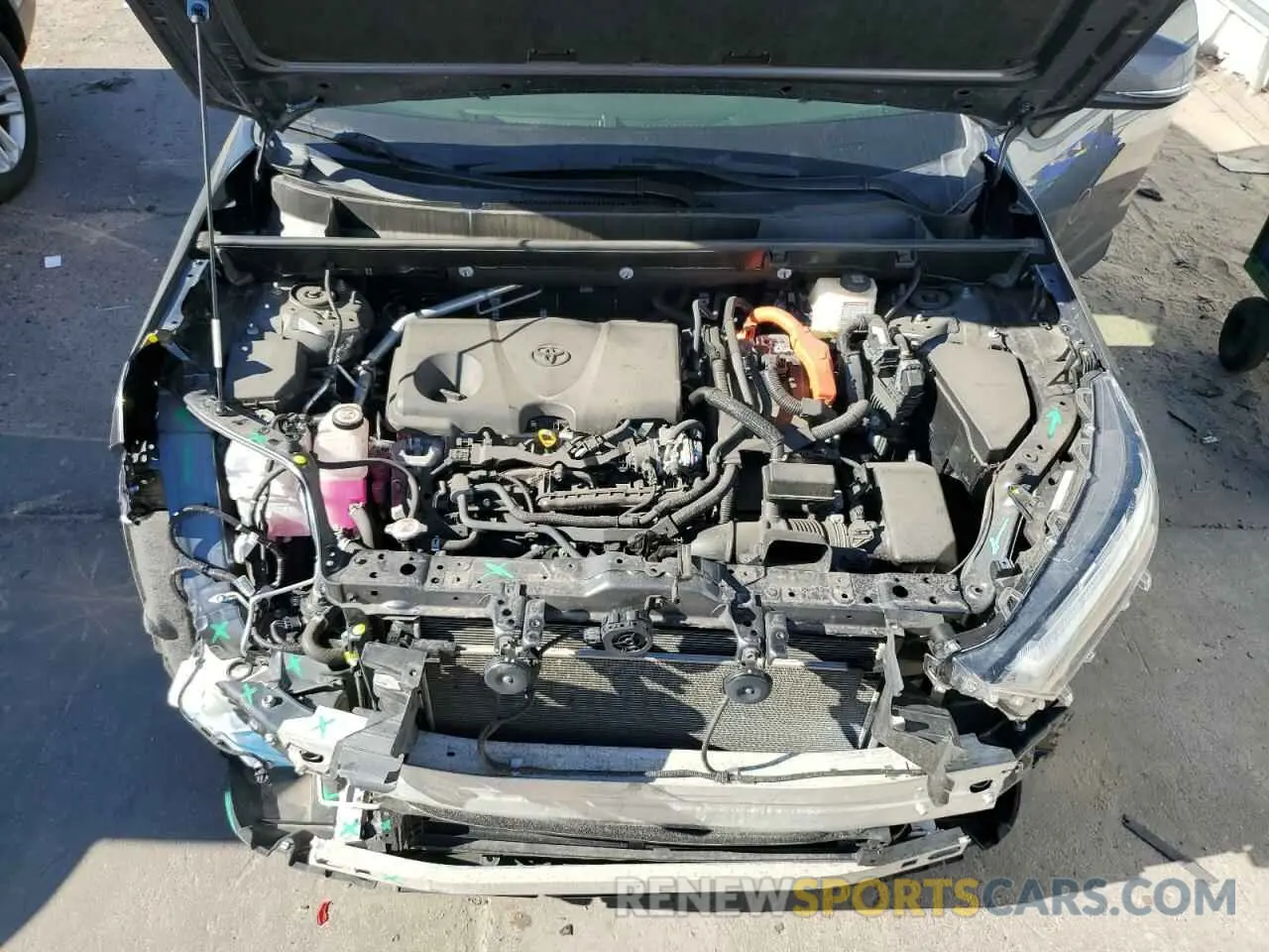 12 Photograph of a damaged car JTMD6RFV9ND067106 TOYOTA RAV4 2022