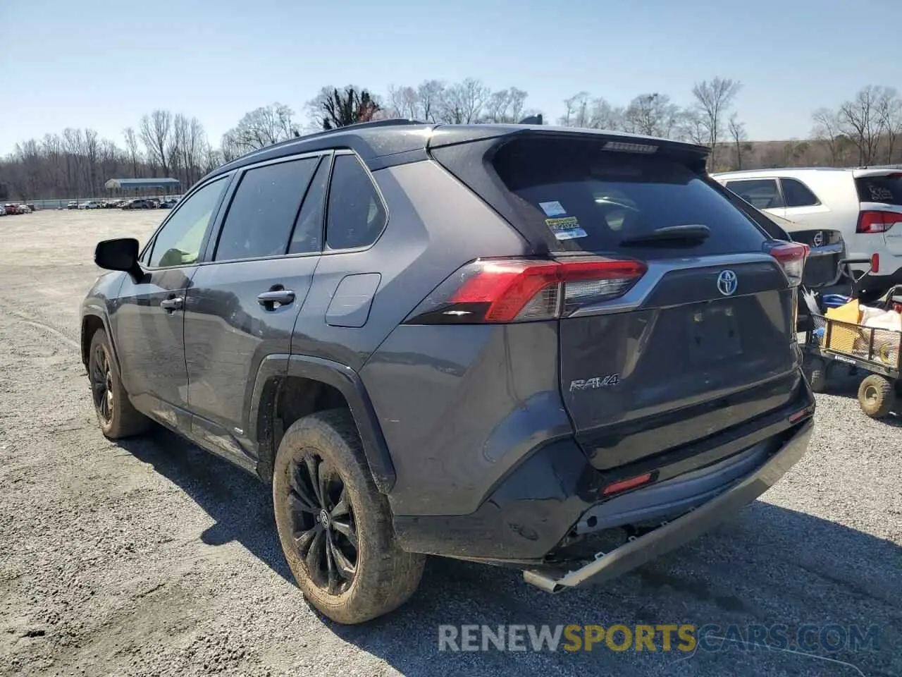 2 Photograph of a damaged car JTME6RFVXNJ013089 TOYOTA RAV4 2022